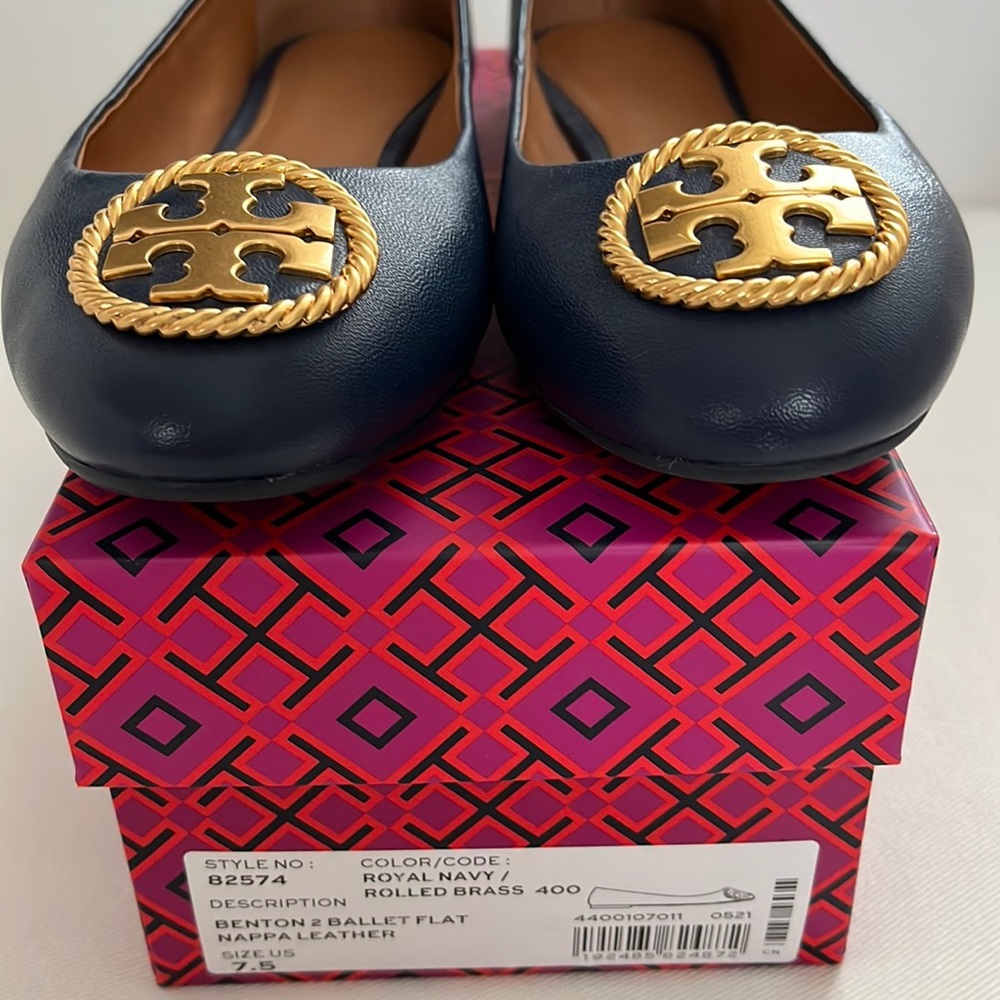 Tory Burch Benton 2 Ballet Flat Nappa Leather Royal Navy Rolled Brass 7.5 NWT - Picture 10 of 14